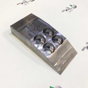 Крепление ножа 29016878 Kesla C645